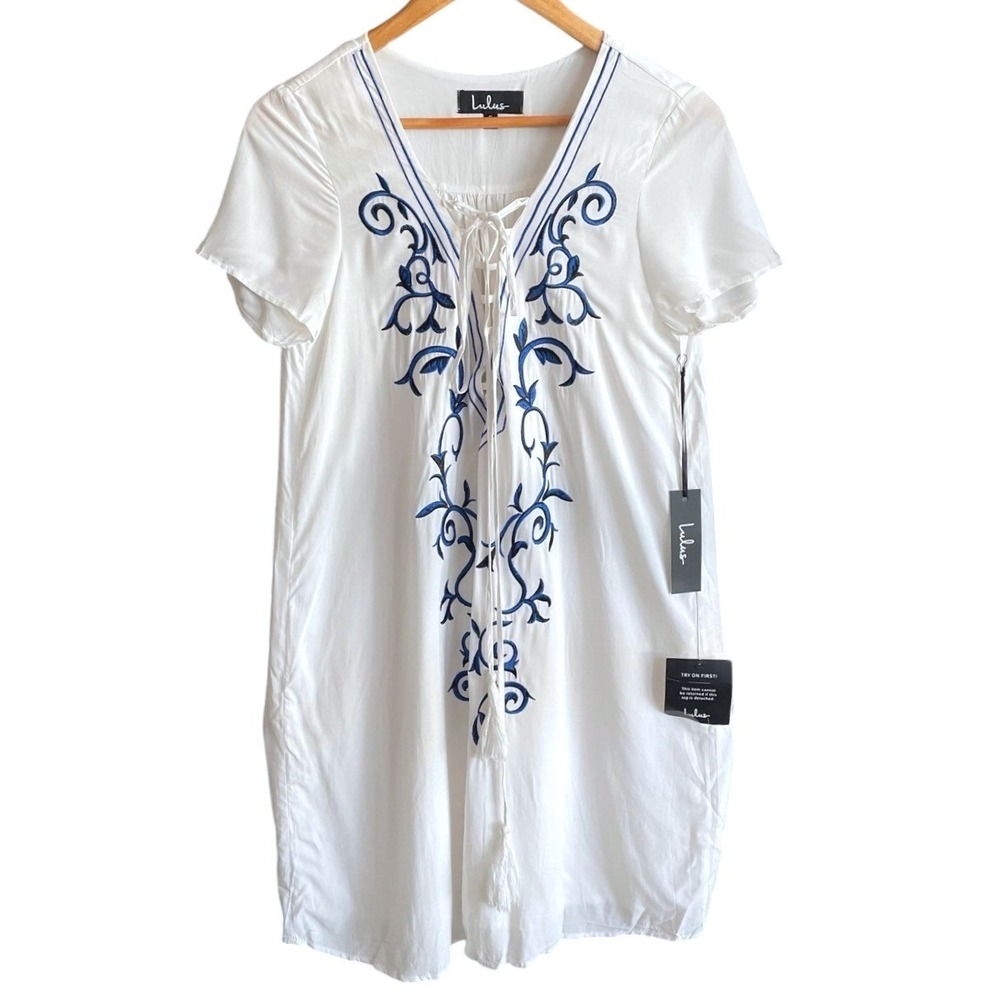 NEW Lulus Size Small Down in Kokomo Ivory Embroidered‎ Shift Dress Short Sleeve - Picture 2 of 6